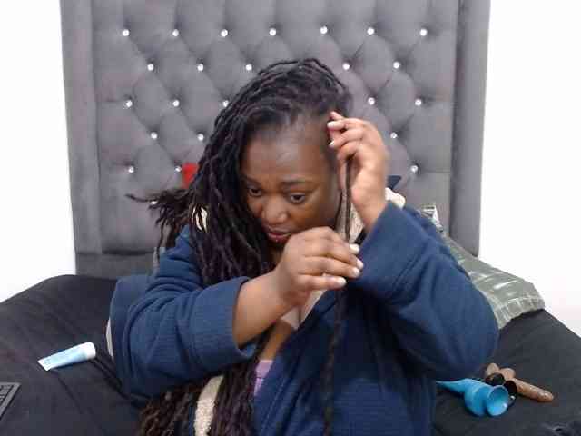 ChocSexcBeast webcam