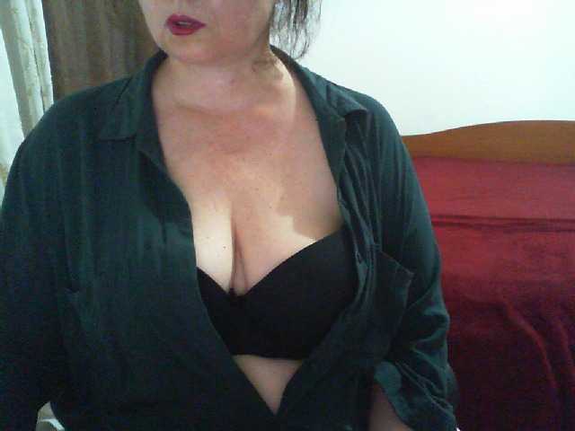 GATI live cam on BongaCams