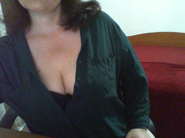 GATI live cam on BongaCams