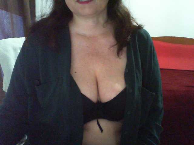 GATI live cam on BongaCams