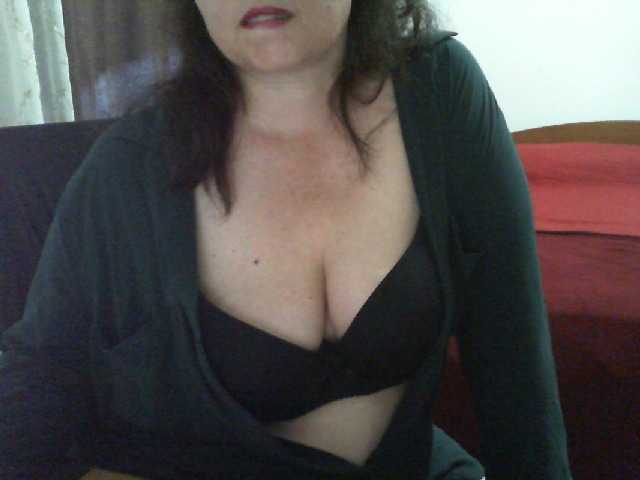 GATI live cam on BongaCams