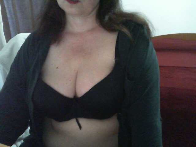 GATI live cam on BongaCams