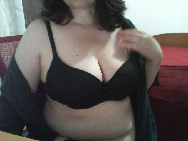 GATI live cam on BongaCams