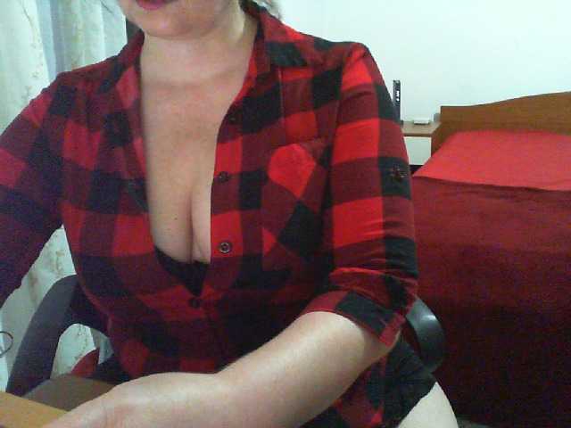 GATI live cam on BongaCams