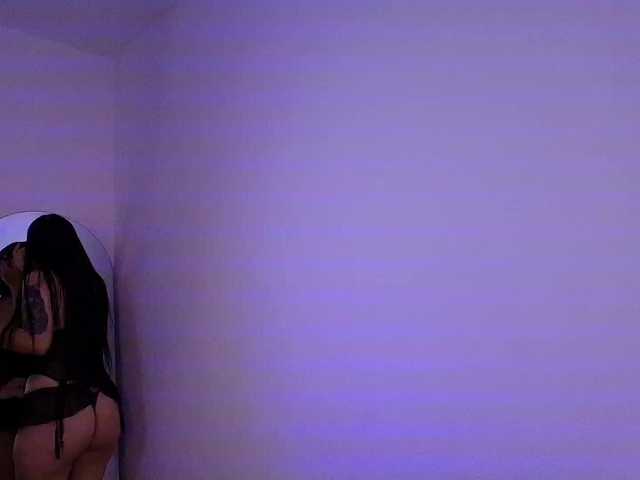 JuliianaSmit live cam on BongaCams