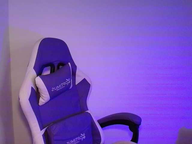 JuliianaSmit live cam on BongaCams