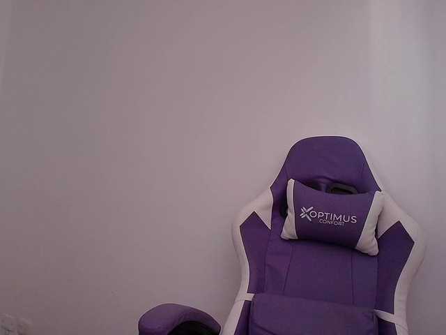 JuliianaSmit live cam on UnifiedCams