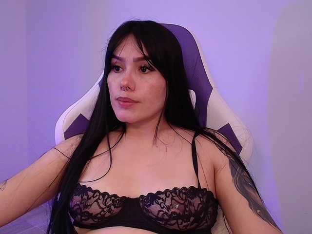JuliianaSmit live cam on BongaCams