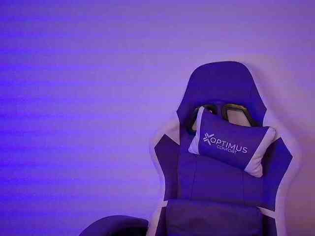 JuliianaSmit webcam