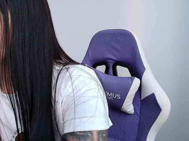 JuliianaSmit webcam