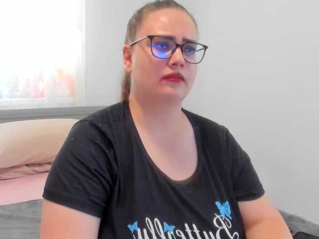 amiravyxen live cam on BongaCams