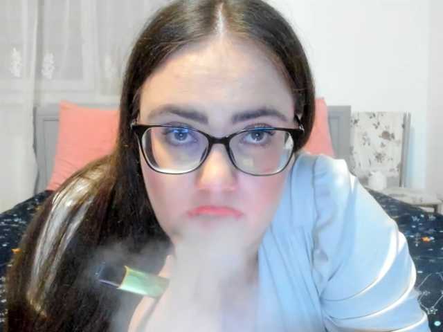 amiravyxen live cam on BongaCams