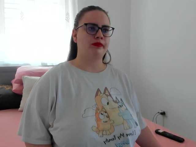 amiravyxen's BongaCams show and profile