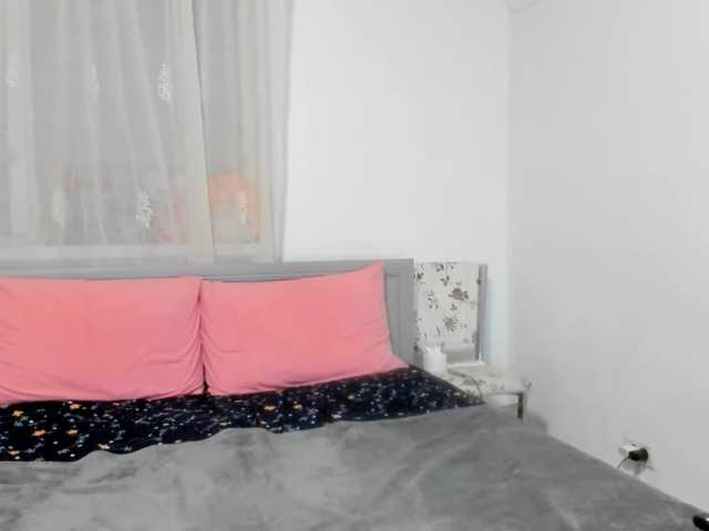 amiravyxen live cam preview