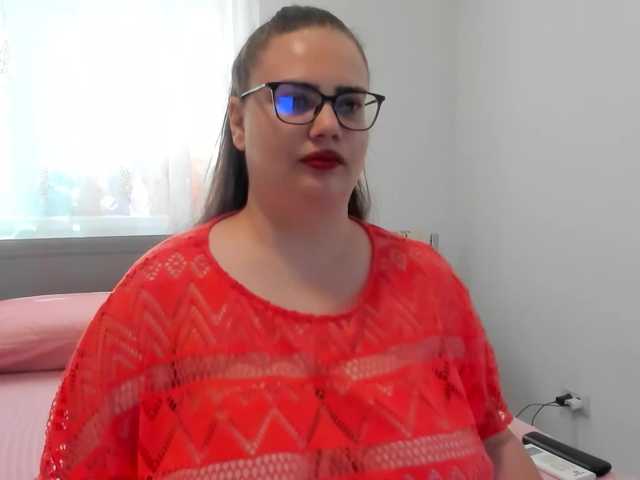 amiravyxen live webcam show