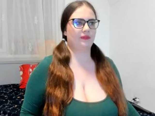 amiravyxen live cam on BongaCams
