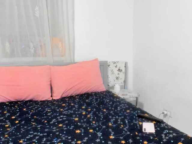 amiravyxen live cam preview
