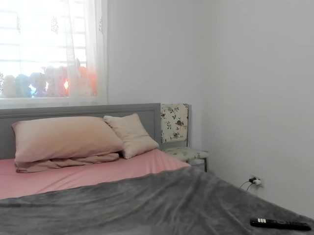 amiravyxen live cam on BongaCams