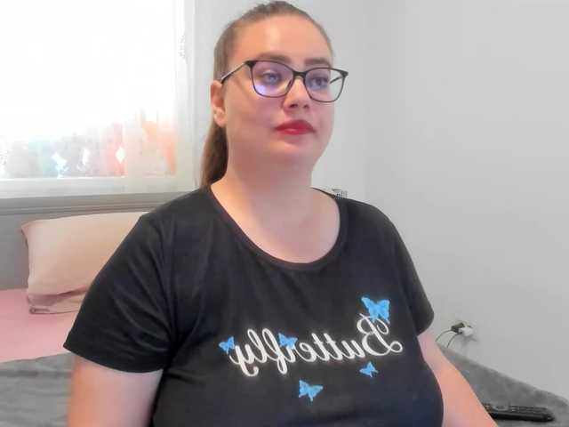 amiravyxen live cam on BongaCams