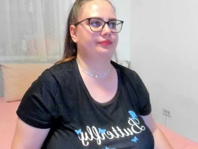 amiravyxen live cam on BongaCams