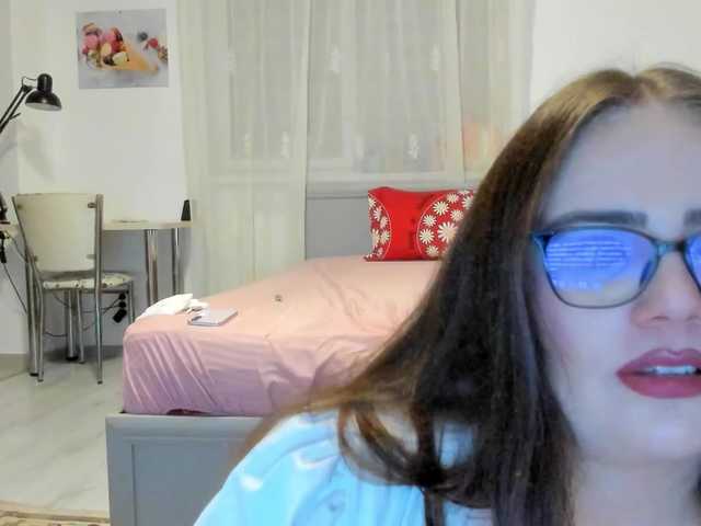 amiravyxen live cam on BongaCams