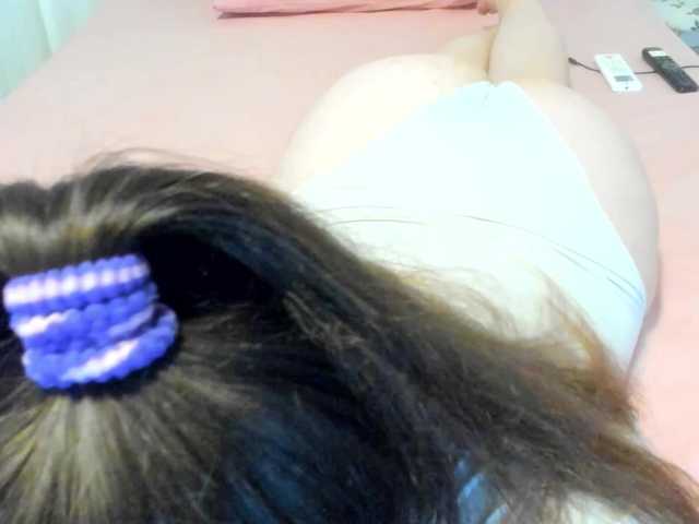 amiravyxen live cam on BongaCams