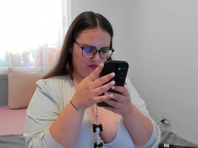 amiravyxen live cam on BongaCams