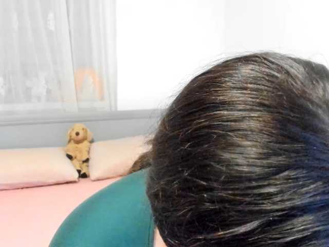 amiravyxen, live now on BongaCams