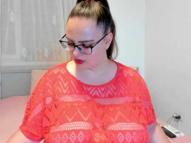 amiravyxen live cam on BongaCams