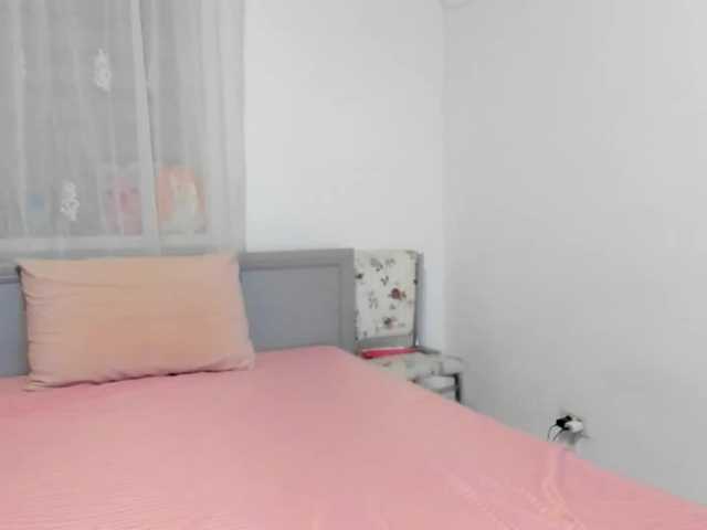 amiravyxen live cam on BongaCams