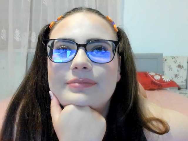 amiravyxen live cam on BongaCams