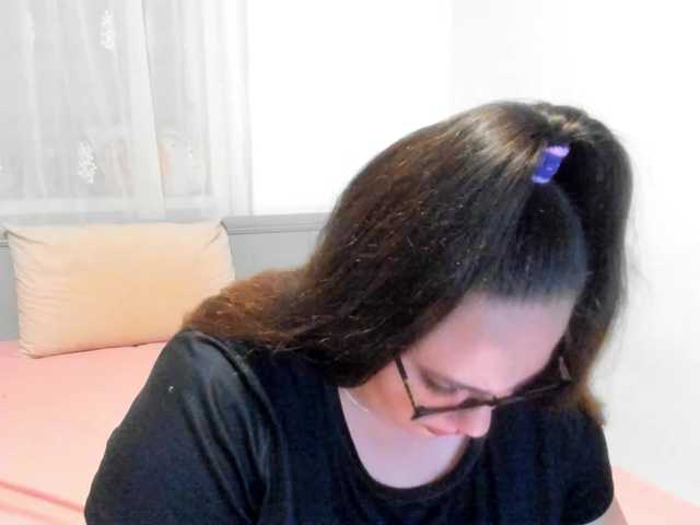 amiravyxen live cam on BongaCams