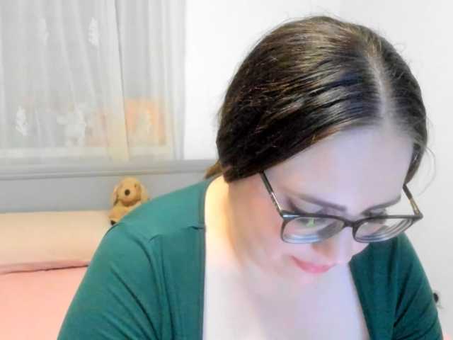 amiravyxen live cam on BongaCams