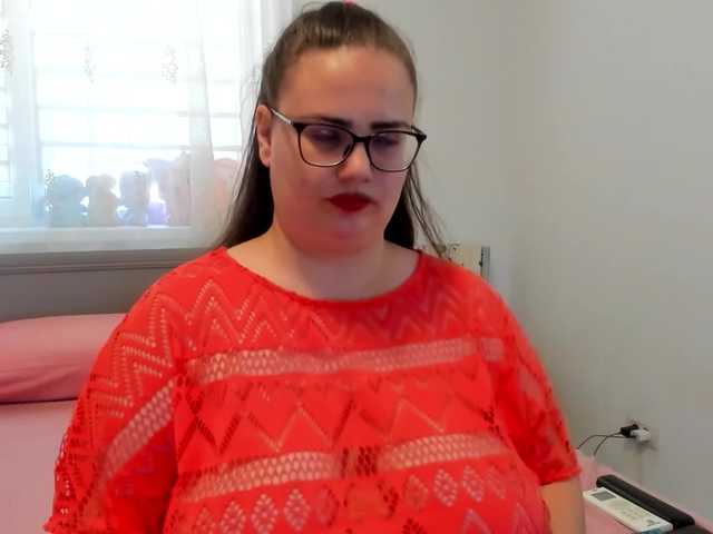 amiravyxen live webcam show