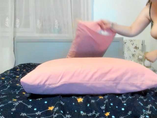 amiravyxen, live now on BongaCams