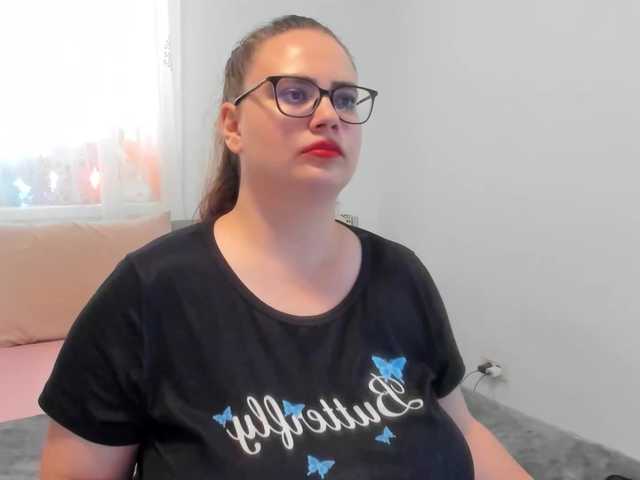 amiravyxen live cam on BongaCams