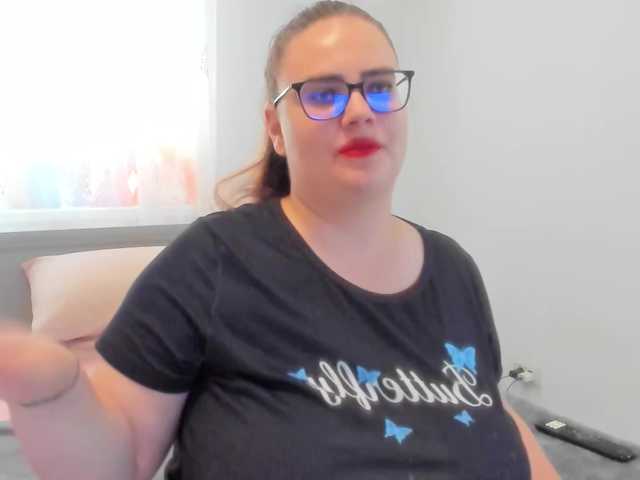 amiravyxen live cam on BongaCams