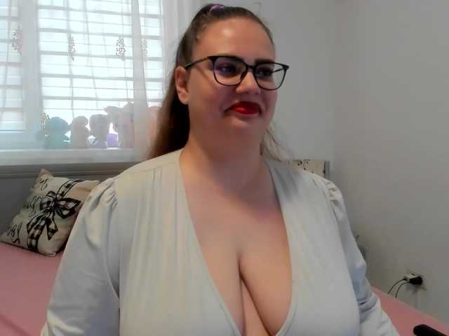 amiravyxen live cam on BongaCams