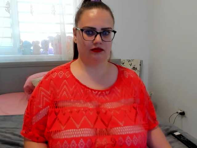 amiravyxen live webcam show