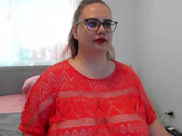 amiravyxen live webcam show
