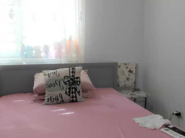 amiravyxen live cam on BongaCams