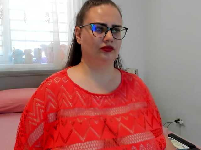 amiravyxen live webcam show