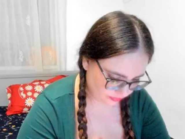amiravyxen live cam on BongaCams