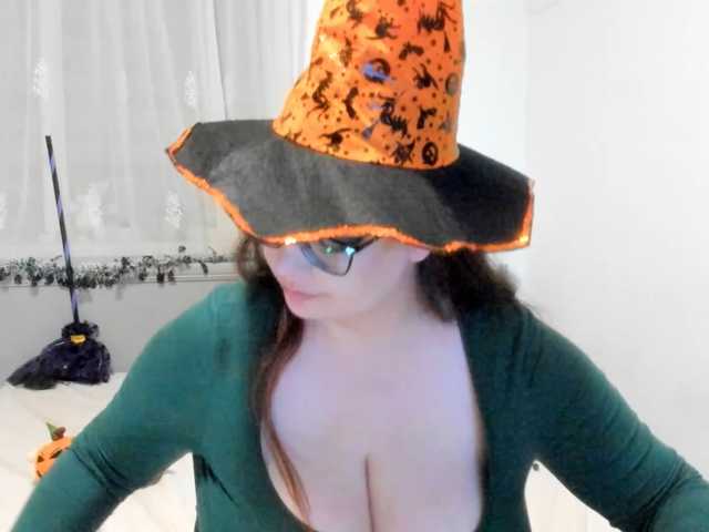 amiravyxen live cam on BongaCams