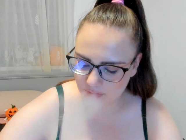 amiravyxen live cam on BongaCams