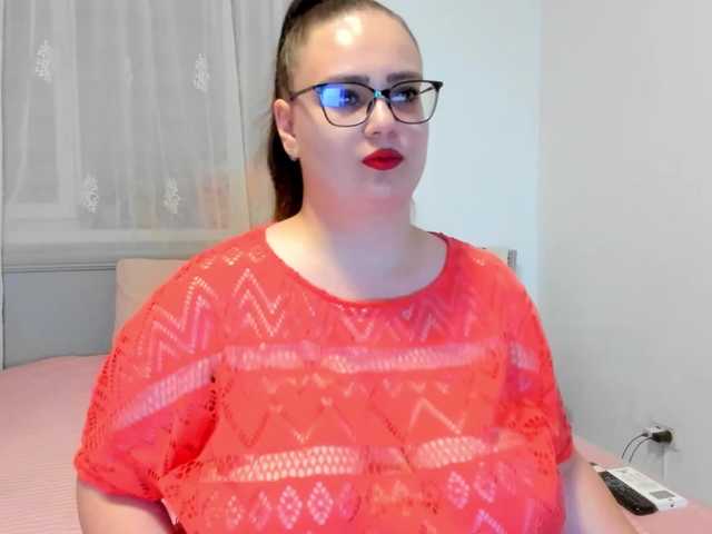 amiravyxen live cam on BongaCams