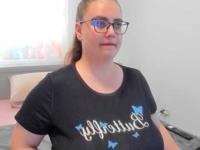 amiravyxen live cam on BongaCams