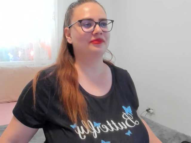 amiravyxen live cam on BongaCams