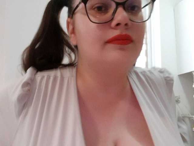 amiravyxen live cam on BongaCams