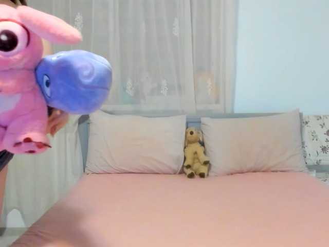 amiravyxen live cam on BongaCams